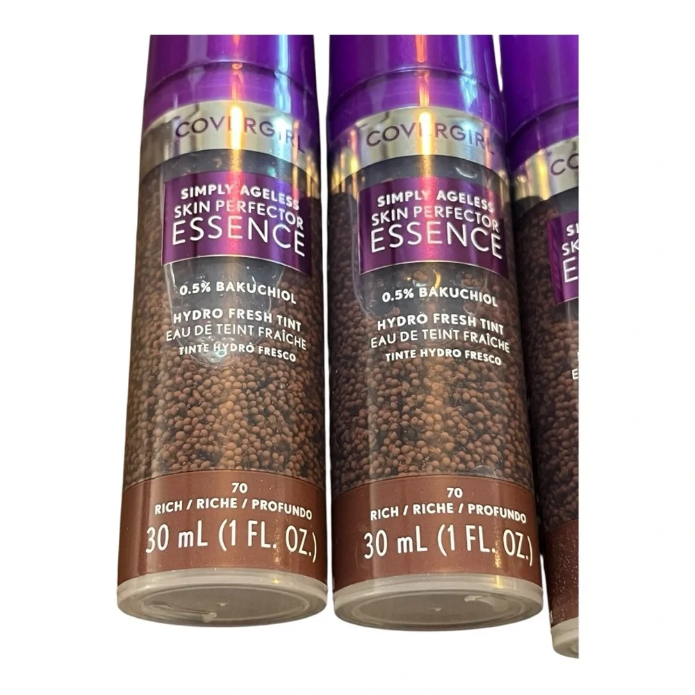 3  Covergirl Simply Ageless Skin Perfector Essence in Shade 70 - Rich